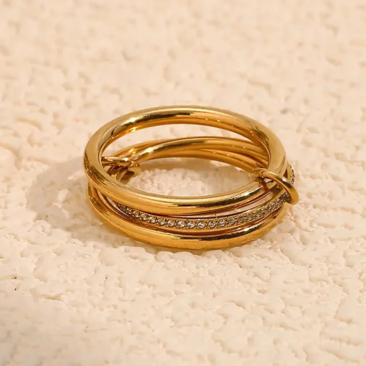 MEHRLAGIGER RING "SARA"